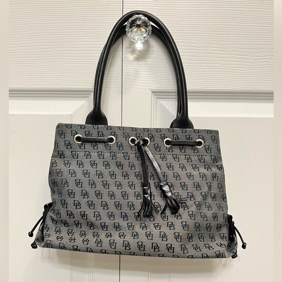 Vintage Dooney & Bourke hang bag - Picture 2 of 11